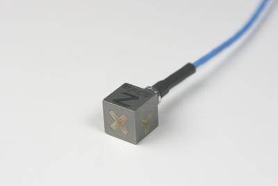 PCB 加速度传感器 356M57
