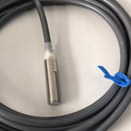 欧姆龙 E2E(-Z)系列标准型接近传感器 E2E-X2D1-U-Z 2M BY OMS