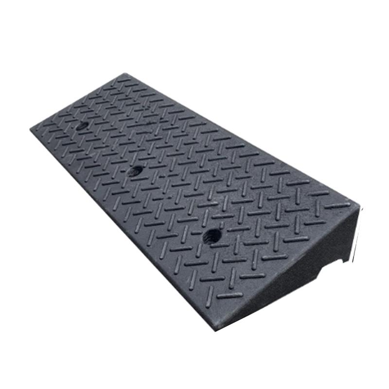月桐 橡塑斜坡垫台阶垫上坡垫 黑色1000×350×110mm YT-XCIAG25