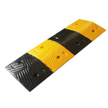功成狮 橡胶减速带 加重款 1000*350*40mm 黄黑 人字形 重量约10KG（适合水泥路面，沥青路需配置钢钉） GSSC0237