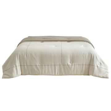 伊伊爱 莱赛尔艾阳绒吉尔斯春秋被200×230cm/4斤 YJD25367